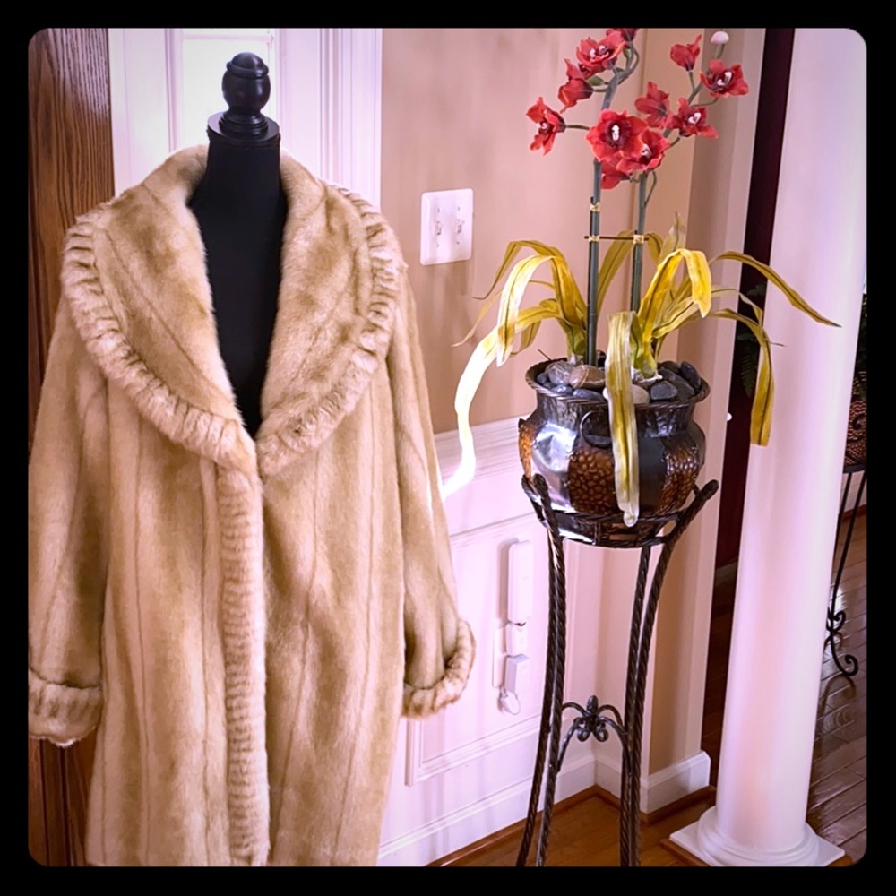 Dennis Basso Vintage Faux Fur Coat Size 2x